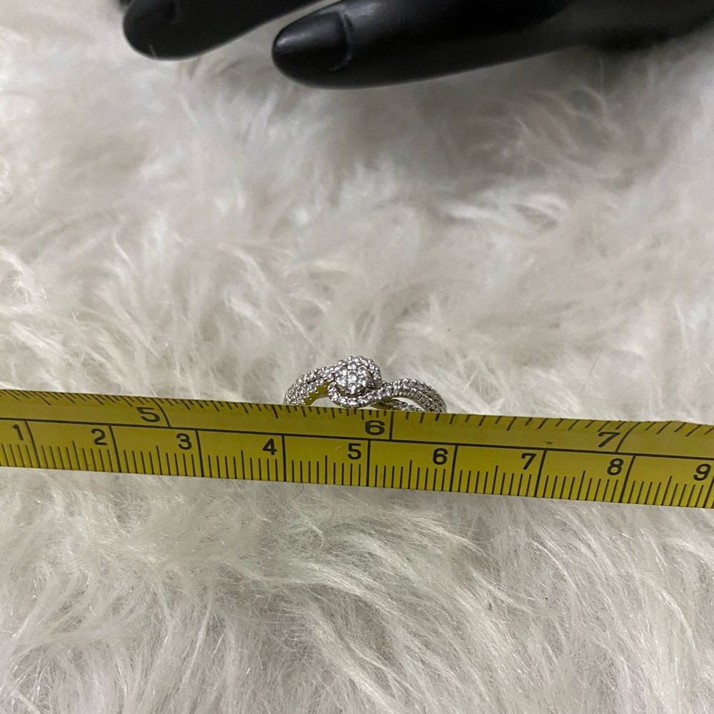 14k Solid Gold Diamond Wedding / Proposal Ring - image 6